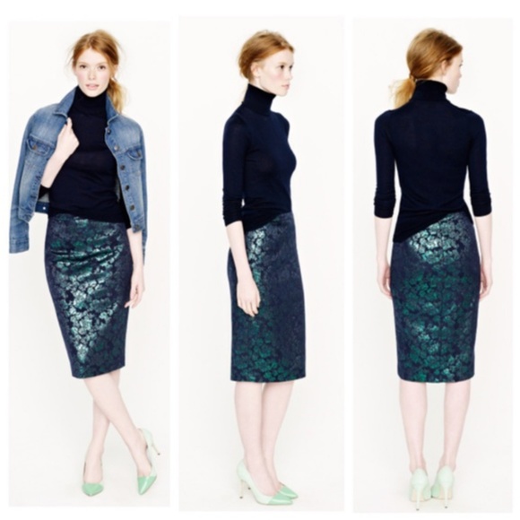 J. Crew Dresses & Skirts - J Crew pencil skirt sz4 black & metallic green